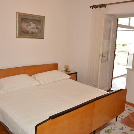 App On Beach Senj (Lika-Senj) Exterior foto