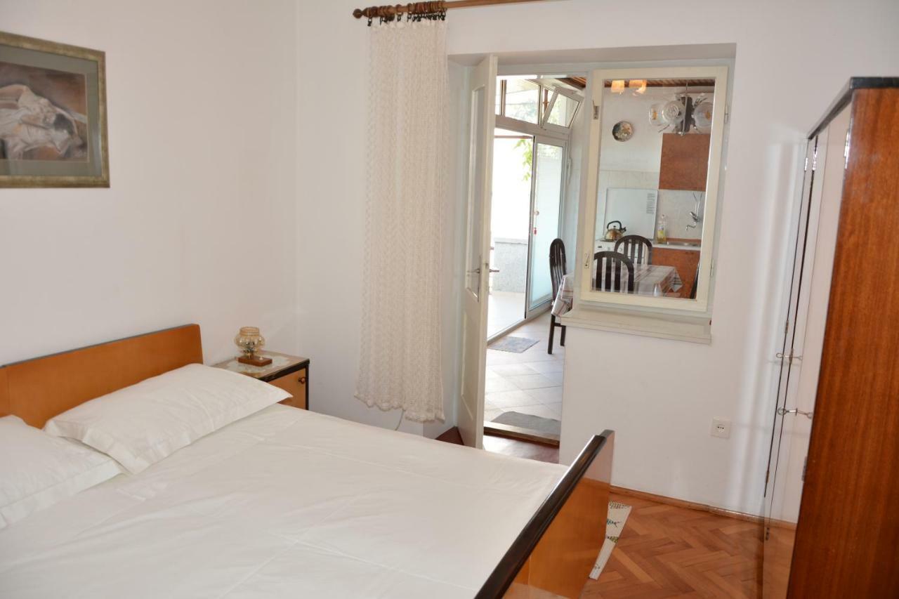 App On Beach Senj (Lika-Senj) Exterior foto